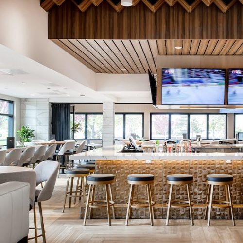 restaurant with bar in south edmonton common